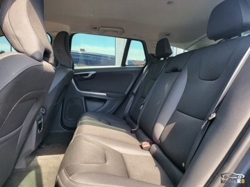 Volvo V60 I Kombi Facelifting 1.6 D2 115KM 2013 Volvo V60 115KM 2013r 230TysKm Automat Oleje Filtry Rozrzad Olej w skrzyni, zdjęcie 21