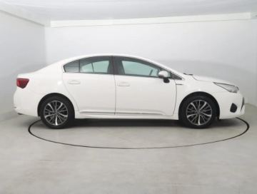 Toyota Avensis III Sedan Facelifting 2015 2.0 D-4D 143KM 2017 Toyota Avensis 2.0 D-4D, Salon Polska, Serwis ASO, zdjęcie 5