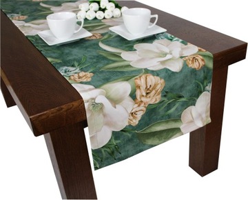 Bieżnik magnolia na zielonym tle velvet 40/120