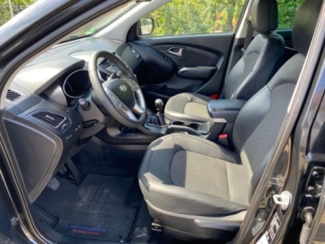 Hyundai ix35 SUV 1.7 CRDi 115KM 2011 Hyundai ix35 KLIMATYZACJA SKORY GRZANE FOTELE PARKTRONIC TEMPOMAT PELEN SE, zdjęcie 4