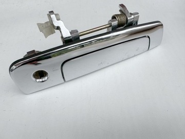 MITSUBISHI PININ KLAMKA DRZWI PRZÓD PRAWY MR384674