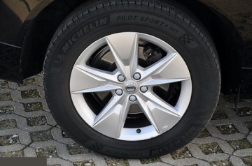 Volvo XC60 II 2021 Volvo XC 60 B4 B Geartronic Momentum Pro 2.0 benzyna 197KM 2021r, zdjęcie 9