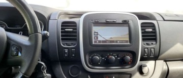 Opel Vivaro B Kombi Extra Long H1 2,9t 1.6 BiTurbo 140KM 2015 Opel Vivaro 9 miejsc 140 KM Navi bezwypadkowy oplacony 1.6 Diesel 140KM, zdjęcie 18