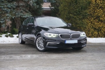 BMW Seria 5 G30-G31 Limuzyna 520d 190KM 2019 BMW Seria 5 xDrive, LuxuryLine, LED, Tempomat, Klima 2stref, CarPlay, Ambi, zdjęcie 2