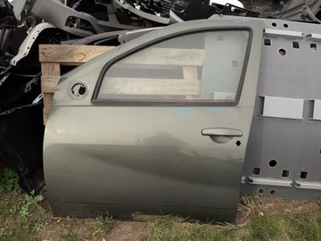 DACIA DUSTER LIFT ПЕРЕДНЯЯ ЛЕВАЯ ДВЕРЬ 13-