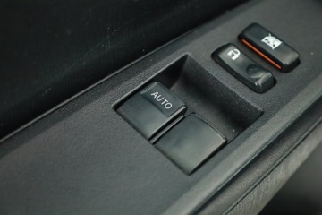 Toyota Yaris III Hatchback 5d 1.33 Dual VVT-i 99KM 2012 Toyota Yaris 1.33 Dual VVT-i, Salon Polska, zdjęcie 12