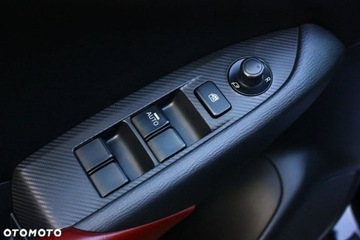 Mazda CX-3 Crossover 2.0 SKY-G i-ELOOP 150KM 2016 Mazda CX-3 Mazda CX-3 SKYACTIV-G 150 i-ELOOP AWD Drive Exclusive-Line 2.0, zdjęcie 30