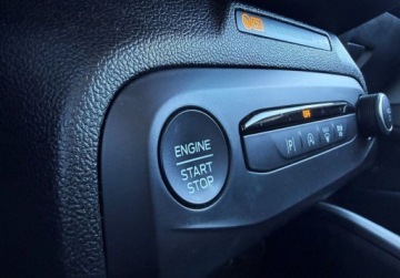 Ford Focus IV Hatchback Facelifting 1.0 EcoBoost 125KM 2022 Ford Focus 1.0 EcoBoost 125KM MT6 Titanium Salon PL ASO I-wszy wlasciciel, zdjęcie 15