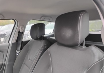 Renault Clio IV Hatchback 5d dCi  75KM 2015 Renault Clio 2015r, 1.5 DCI. Uszkodzone boki. Jezdzi. 1.5 Diesel 75KM, zdjęcie 16