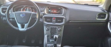 Volvo V40 II Cross Country D2 115KM 2014 Volvo V40 Volvo V40 D2 Momentum 1.6 Diesel 115KM, zdjęcie 12