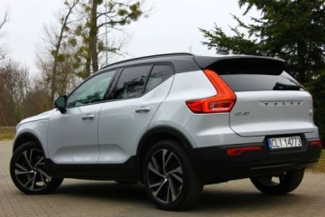 Volvo XC40 2020 Volvo XC 40 T5 PLUG IN HYBRID 262KM R-DESIGN Bezwypadkowy 100 Serwis FV23, zdjęcie 5