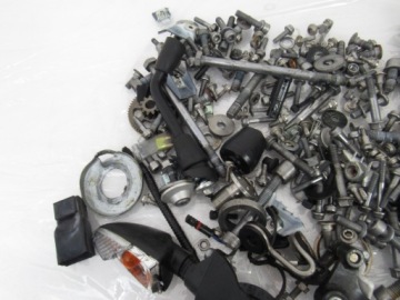 Винты+клипсы+цепь и т.д. BMW G 310, 19р ABS
