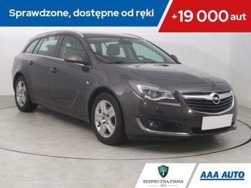 Opel Insignia I Country Tourer 1.6 CDTI Ecotec 136KM 2015 Opel Insignia 1.6 CDTI, Navi, Klima, Klimatronic