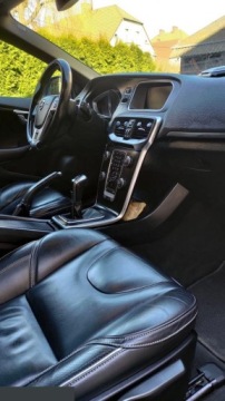 Volvo V40 II Hatchback Facelifting 2.0 D3 150KM 2017 Volvo V40 2.0 diesel 150KM 2017r Oszczędny i zadbany!, zdjęcie 3