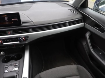 Audi A4 B9 Limousine 1.4 TFSI 150KM 2017 Audi A4 1.4 TFSI, Salon Polska, Serwis ASO, zdjęcie 5