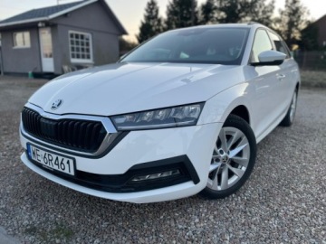 Skoda Octavia IV Kombi 2.0 TDI 150KM 2022 Skoda Octavia 2.0 TDI 150 KM DSG AMBITION BEZWYPADKOWY 2.0 Diesel 150KM