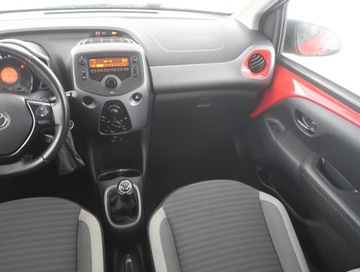 Toyota Aygo II Hatchback 3d Facelifting 1.0 VVT-i 72KM 2018 Toyota Aygo 1.0 VVT-i, Salon Polska, zdjęcie 7