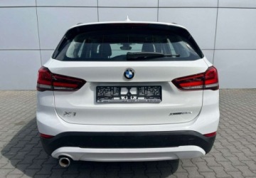 BMW X1 F48 Crossover Plug-In 1.5 25e 220KM 2021 BMW X1 xDrive Plug-In PDC Automat Led Navi Tempomat FV23 1.5, zdjęcie 9