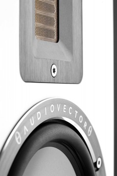 ДИНАМИКИ AUDIOVECTOR QR1, МАТОВЫЙ БЕЛЫЙ