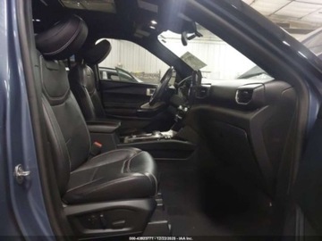 Ford Explorer VI SUV Plug-In Hybrid 3.0 ECOBOOST 457KM 2021 Ford Explorer 3.0 V6 400 KM, wersja ST, mala szkoda, polift, od ubezpiecza, zdjęcie 4