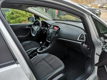 Opel Astra J Hatchback 5d 1.6 Twinport ECOTEC 115KM 2012 Opel Astra 1,6 16v 116KM Klima Isofix Tempomat, zdjęcie 20