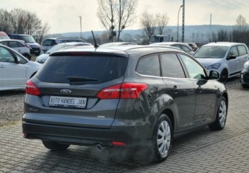 Ford Focus III Kombi Facelifting 1.5 EcoBoost 150KM 2018 Ford Focus 1,5 Benzyna 150KM Xenon Navi Kamera Led Serwis 1.5 Benzyna, zdjęcie 17