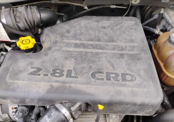 Chrysler Grand Voyager 2.8 CRD 163KM 2010 Chrysler Grand Voyager 2010r, 2.8 DIESEL. AUTOMAT. Uszkodzony tyl. Jezdzi, zdjęcie 29