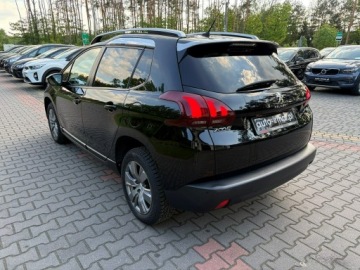 Peugeot 2008 I SUV Facelifting 1.6 BlueHDi 99KM 2018 Peugeot 2008 1.6 HDI 99 KM Climatronic CarPlay, zdjęcie 4