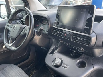 Opel Combo E Kombivan 1.5 Diesel 131KM 2020 Opel Combo Life Niepełnosprawnych inwalida PFRON, zdjęcie 8