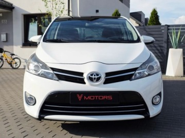 Toyota Verso Minivan Facelifting 1.6 D-4D 112KM 2014 Toyota Verso ___Premium___1.6 D-4D 112KM___LED Navi Kamera Panorama___ 1.6, zdjęcie 8