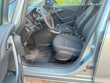 Opel Astra J Hatchback 5d 1.4 Twinport ECOTEC 100KM 2011 Opel Astra 1.4 100KM Klima 1-reka Tablet Carplay Gotowy do jazdy PL, zdjęcie 11