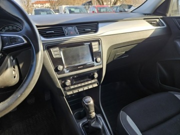 Skoda Rapid II Liftback Facelifting 1.0 TSI 110KM 2017 Škoda RAPID Skoda RAPID 1,0 benzyna 110KM salon, zdjęcie 10