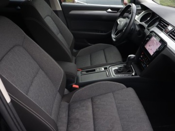 Volkswagen Passat B8 Variant Facelifting 2.0 TDI SCR 150KM 2022 VW Passat 2.0 TDI, Salon Polska, 1. Właściciel, zdjęcie 8