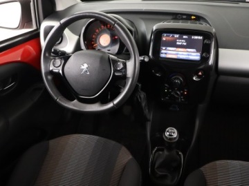 Peugeot 108 1.2 VTi 82KM 2014 Peugeot 108 1.2 PureTech, Klima, Parktronic,ALU, zdjęcie 6