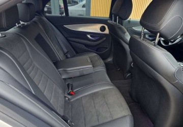 Mercedes Klasa E W213 Limuzyna 2.0 350 313KM 2020 Mercedes-Benz Klasa E Mercedes-Benz Klasa E 2.0 Hybryda Plug-in 313KM, zdjęcie 14