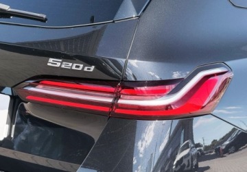 BMW Seria 5 G90-91 Touring 2.0 520d 197KM 2025 BMW Seria 5 I wlasciciel M Sport Hak Gwarancja Bezwypadkowy FVAT23, zdjęcie 1