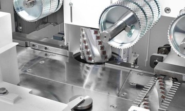 Рубанок четырехсторонний P.MAX 4+Univers