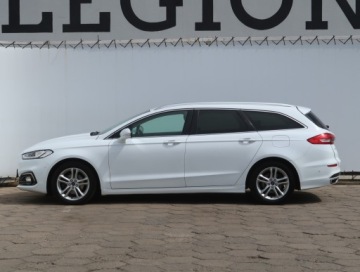 Ford Mondeo V Kombi Facelifting 2.0 EcoBlue 190KM 2020 Ford Mondeo 2.0 EcoBlue, Salon Polska, zdjęcie 2