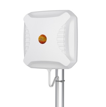 Панельная антенна Poynting XPOL-2-5G-03 SMA-10 11dBi