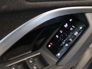 Audi 2025 AUDI Q5 TFSI quattro S line Sportback Suv 2.0 (204KM) 2025, zdjęcie 8