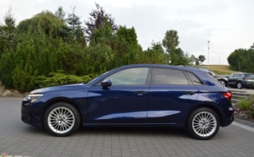 Audi A3 8Y Sportback 1.5 35 TFSI 150KM 2022 Audi A3 Sportback 1,5 TSI 150 KM SPORT BACK Full Led Nawigacja Virtual tac, zdjęcie 2