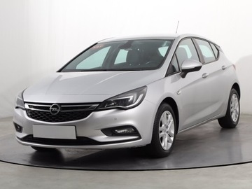 Opel Astra J GTC 1.6 CDTI Ecotec 110KM 2018 Opel Astra 1.6 CDTI, Salon Polska, Serwis ASO, zdjęcie 1
