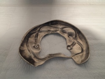 AUDI A4 B9 Blende Abdeckung TARCZY HAMULCOWEJ rechts heck 8W0615612A
