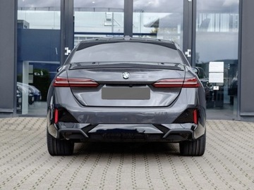 BMW Seria 5 G90-91 Touring 2.0 520d 197KM 2025 BMW Seria 5 520d xDrive Sport Sedan 2.0 (197KM) 2025, zdjęcie 4