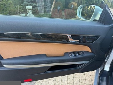 Mercedes Klasa E W212 Coupe 250 CGI BlueEFFICIENCY 204KM 2010 Mercedes E250 CGI 204KM BlueEFFICIENCY Prime Edition 2010r Zamiana!, zdjęcie 12
