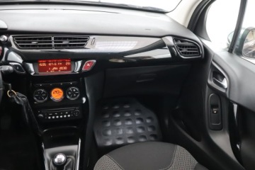 Citroen C3 II Hatchback facelifting 1.2 VTi 82KM 2014 Citroen C3 1.2 VTi, Salon Polska, Serwis ASO, zdjęcie 7