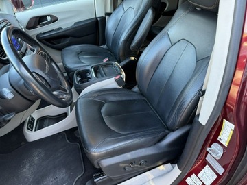 Chrysler Pacifica II 3.6 V6 291KM 2017 Chrysler Pacifica INSTALACJA GAZOWA, zdjęcie 17