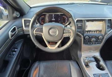 Jeep Grand Cherokee IV Terenowy Facelifting 5.7 V8 HEMI 352KM 2014 Jeep Grand Cherokee Jeep Grand Cherokee 5.7 V8 HEMI Summit 5.7 Benzyna, zdjęcie 21