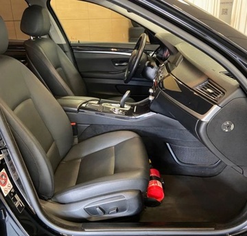 BMW Seria 5 F10-F11 Limuzyna Facelifting 518d 150KM 2016 BMW Seria 5 Pelna oferta na R-CARS.pl 2.0 Diesel 150KM, zdjęcie 9