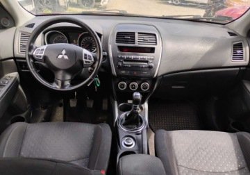 Mitsubishi ASX I SUV 1.8 DID MIVEC 150KM 2011 Mitsubishi ASX 2011r, 1.8 DIESEL, 4x4. Lekko przetarty prawy bok. Jezdzi., zdjęcie 5